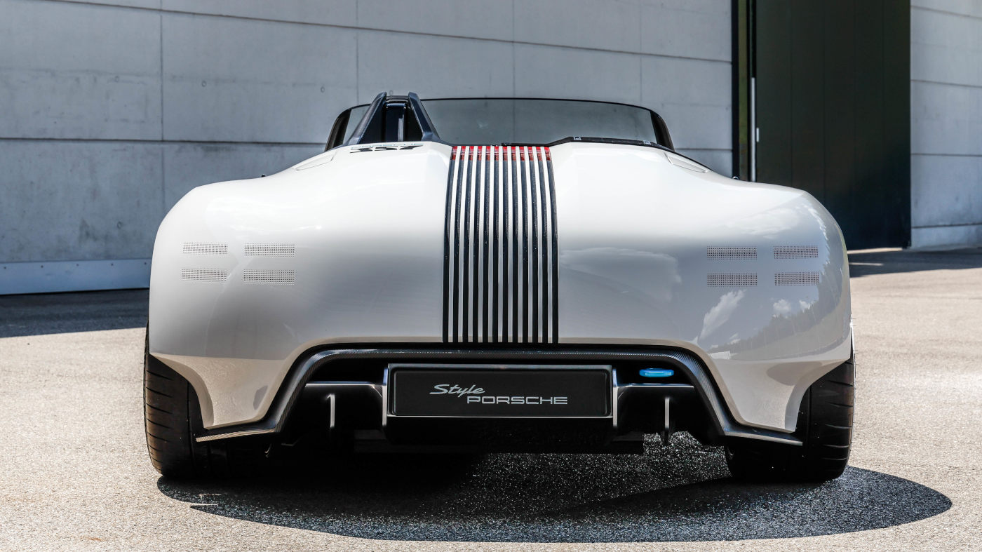 El prototipo de Porsche presentado en Goodwood es 'purismo y prestaciones eléctricas'