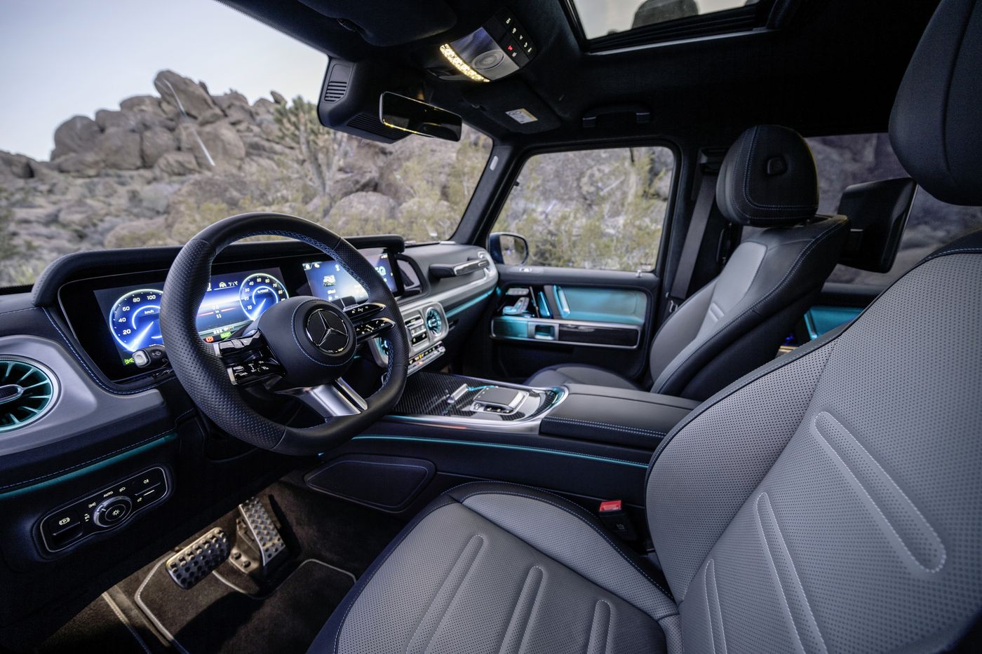 El rey de los todoterrenos, el Mercedes Clase G, se hace eléctrico 100% con cuatro motores, 587 caballos, batería de 116 kW y 473 kilómetros de autonomía