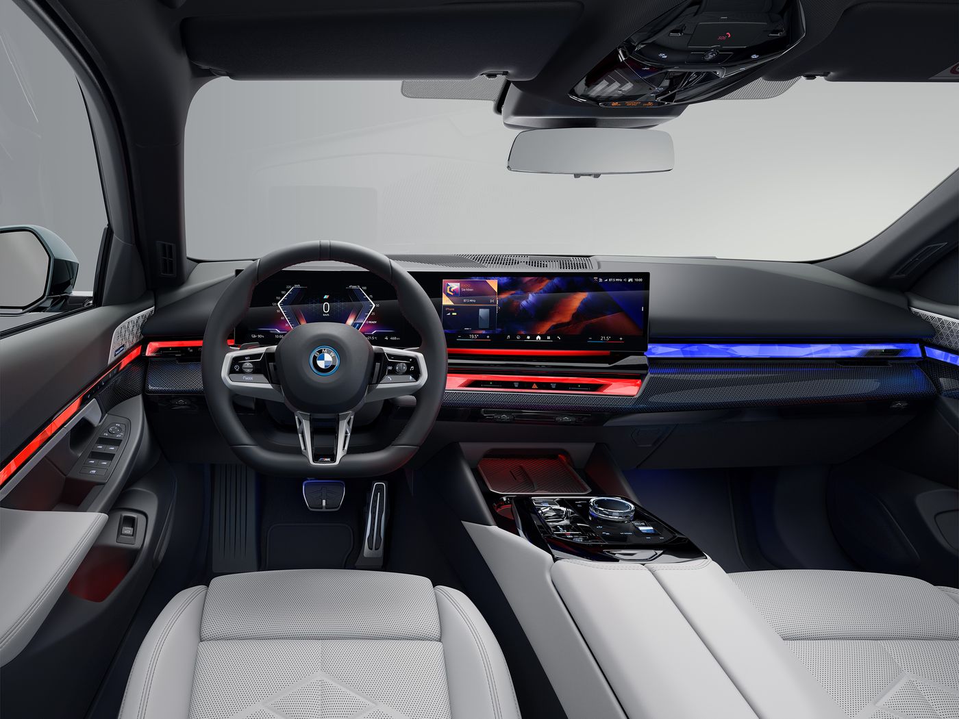 Nuevo BMW Serie 5 Touring, ahora también con versión 100% eléctrica y hasta 560 kilómetros de autonomía declarada