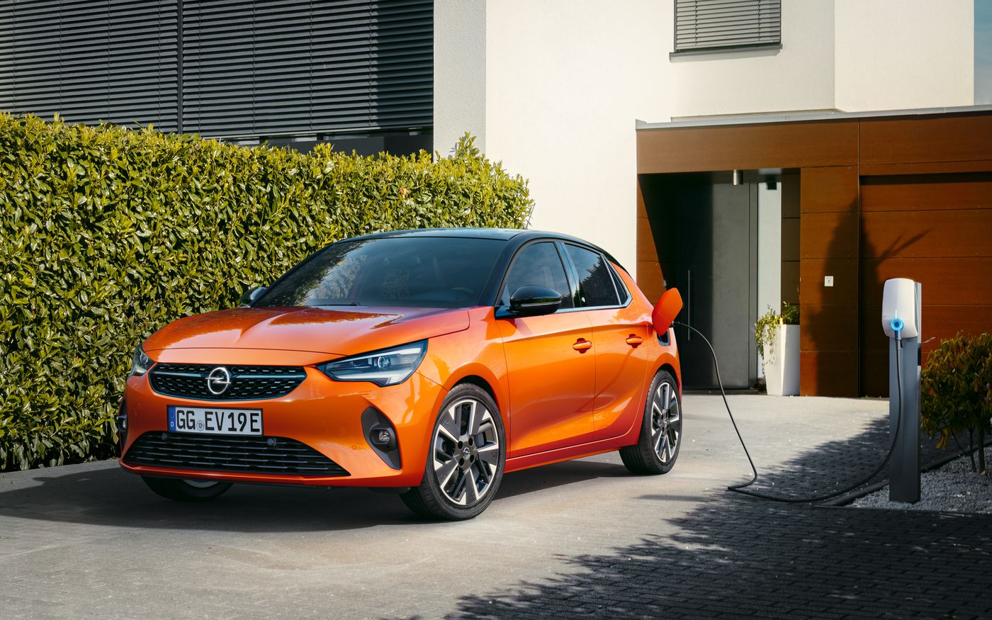 Tanto el Opel Mokka-e, como el resto de modelos 100% eléctricos de Opel, pueden cargar a 100 kW en corriente continua